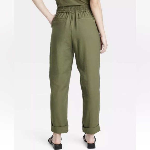 NEW| A New Day Women's High-Rise Slim Straight Leg Pintuck Ankle Pants - Picture 4 of 4